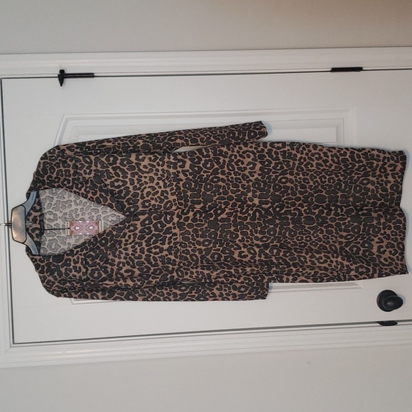 Boohoo Animal Print Dress - Picture 3 of 8